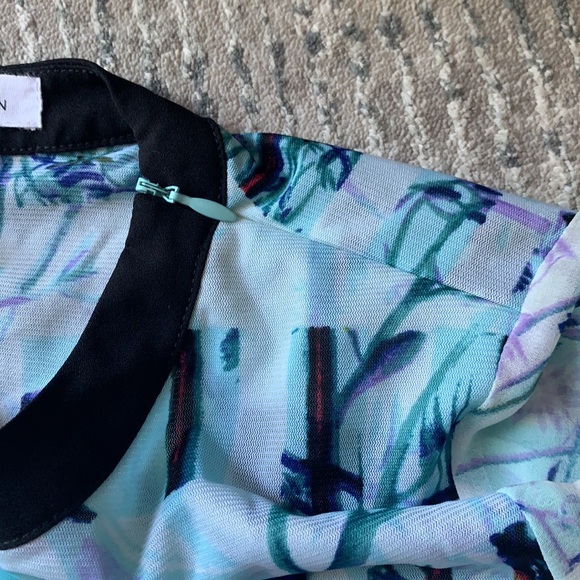 BCBG Generation Blouse - Picture 4 of 7